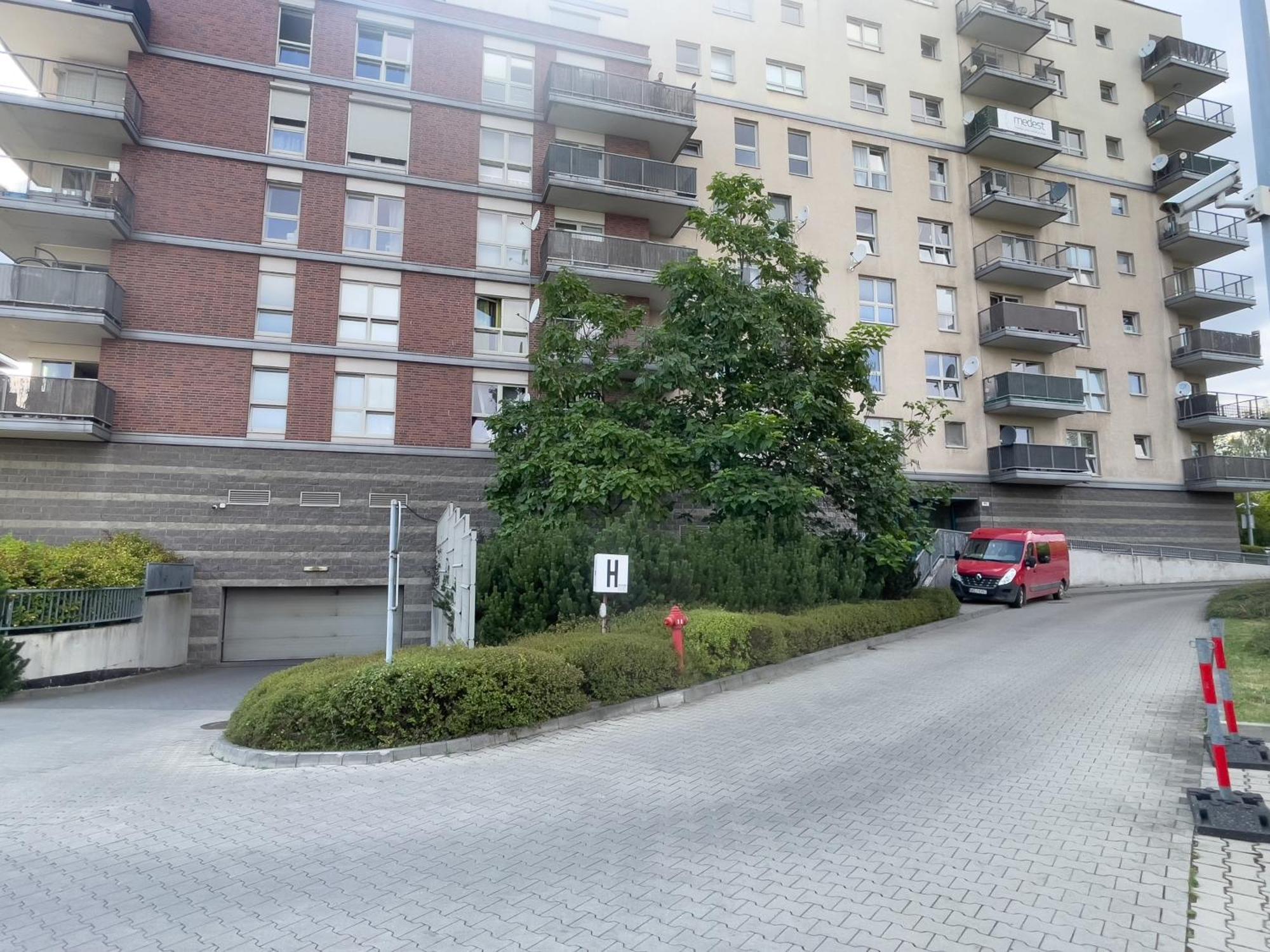 Urban Apartments Premium Baildona No 11 Free Garage, Self Check-In Katovice Exteriér fotografie